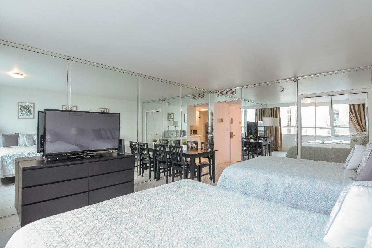 Castle Beach Suites By Vacation Media Miami Beach Exterior foto